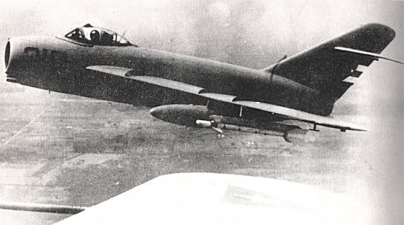 [Image: MiG17AS.jpg]