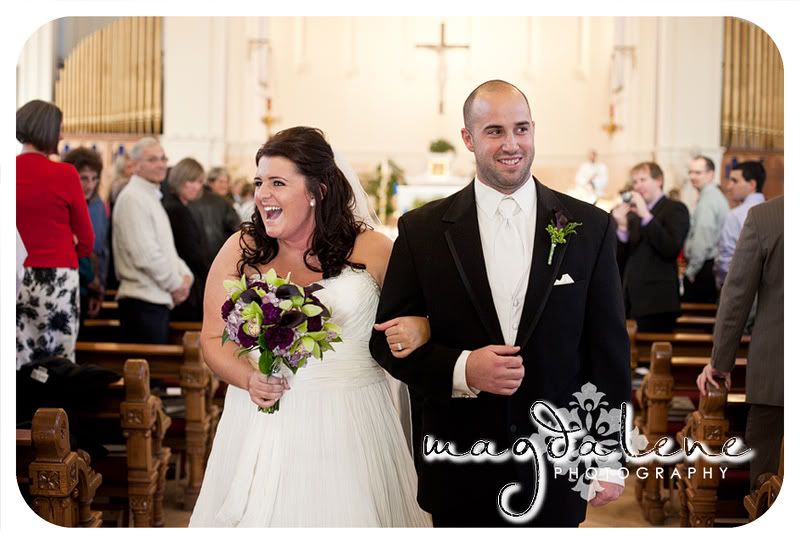 st. john evangelist green bay wedding ceremony photographer