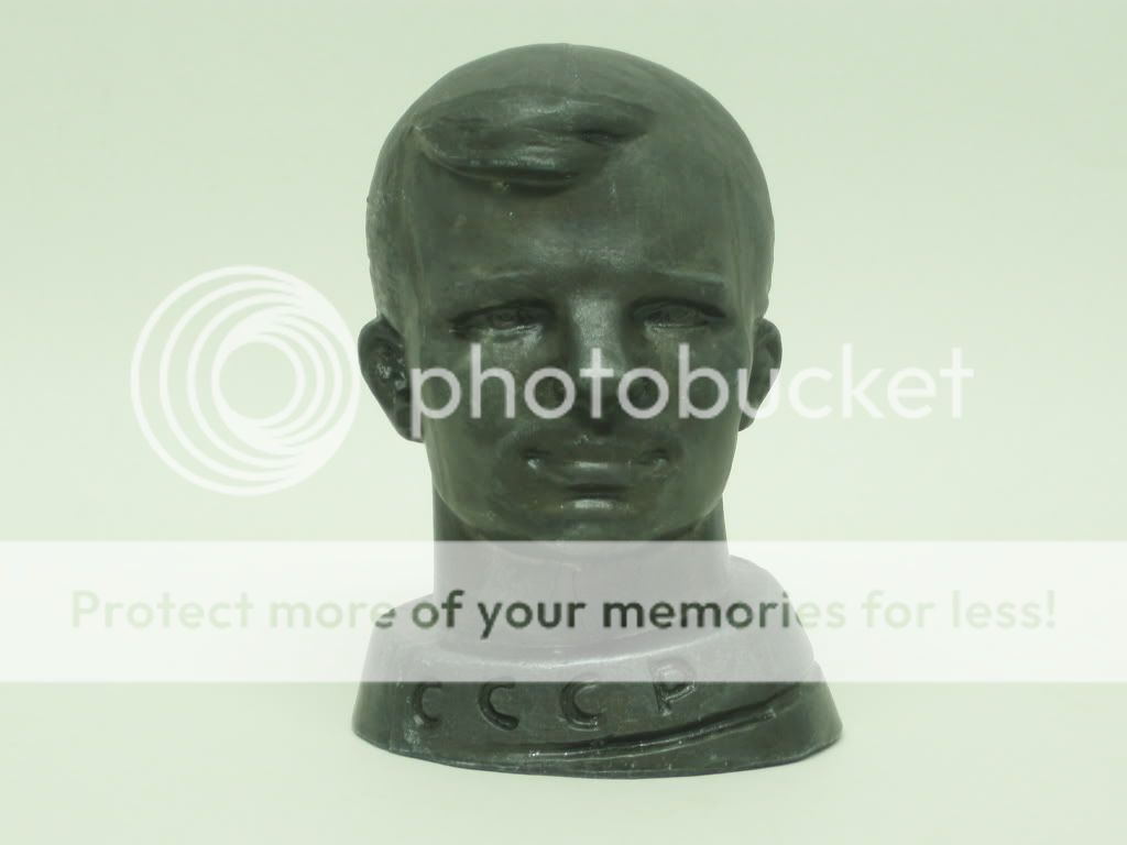 VINTAGE SOVIET SPACE PROPAGANDA ALUMINIUM GAGARIN BUST  